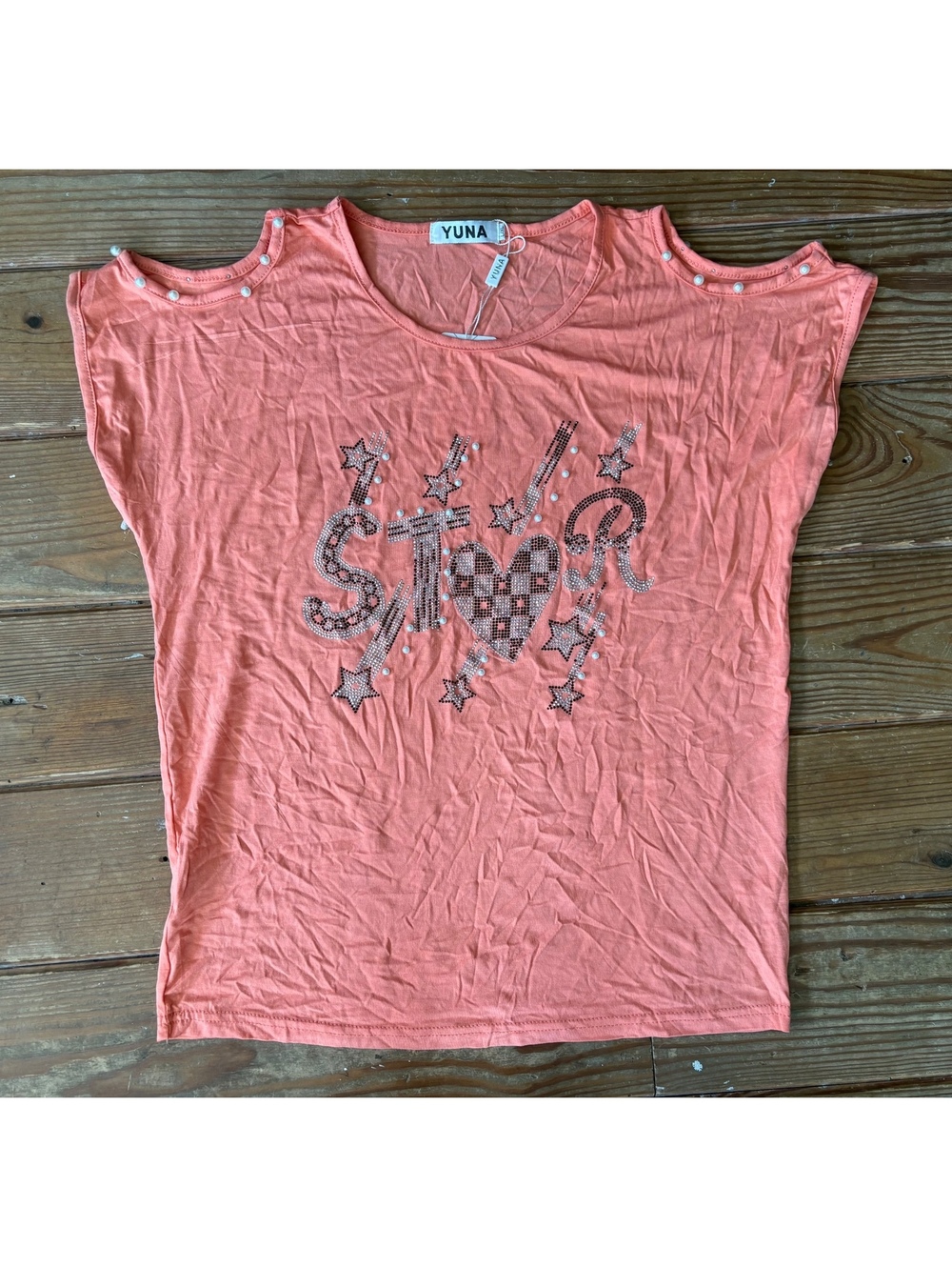 Yuna Fashion NWT Coral STAR Rhinestone Pearl Shoulder Tee L/XL Graphic T-Shirt